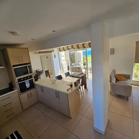 Horizon Bliss At Coral Bay דירה