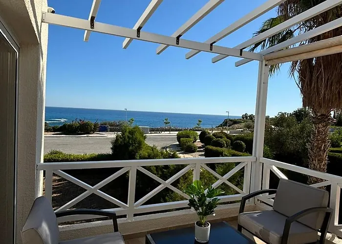 Horizon Bliss At Coral Bay Apartmán